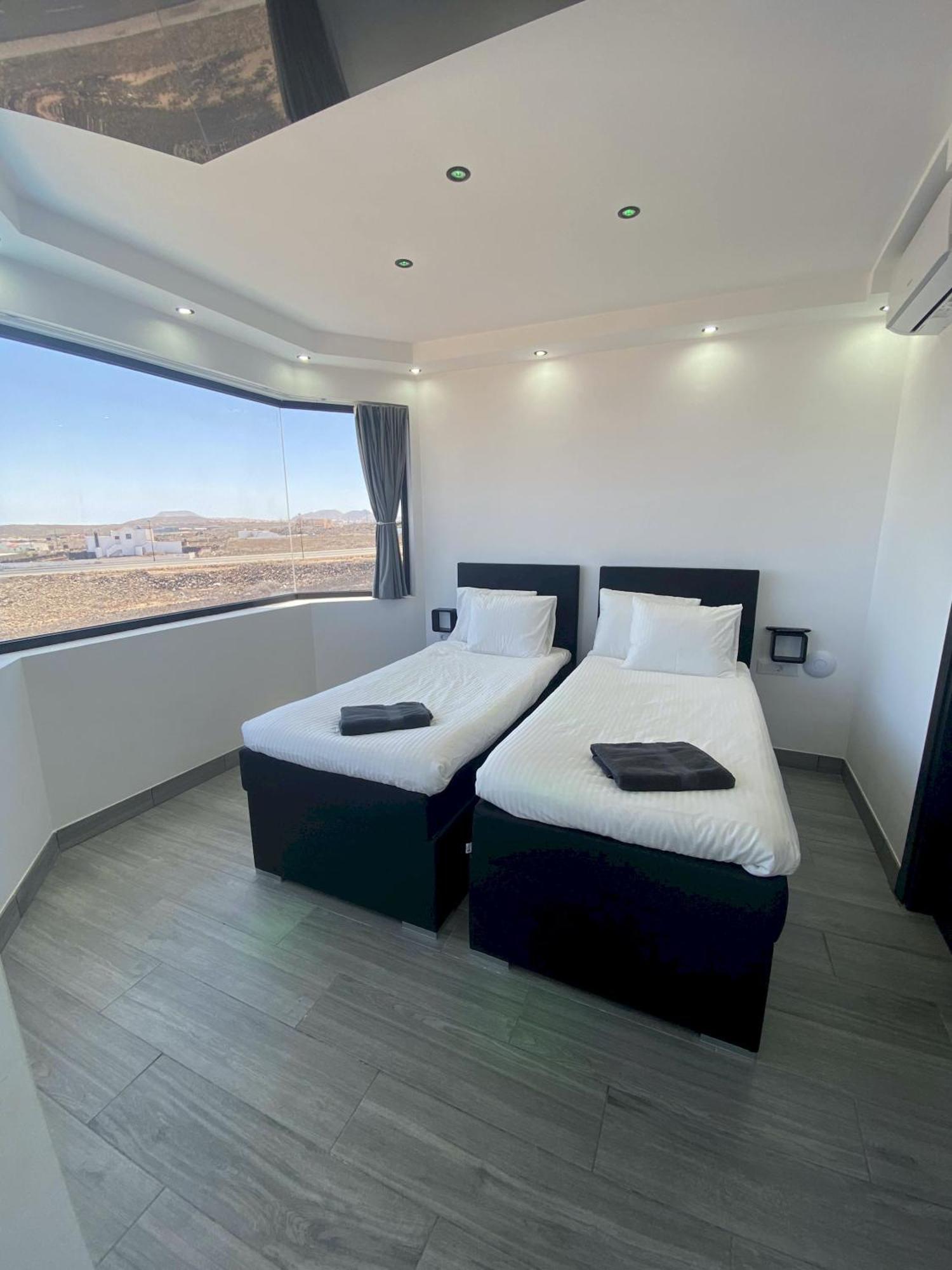 Villa Poseidon Corralejo With Private Heated Pool, Sauna And Stunning Volcano Views By Amazzzing Travel Exterior foto